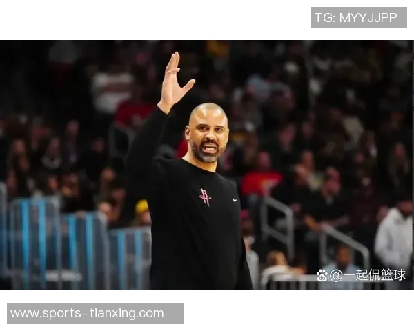 阿门分享范弗里特的指导经验努力成为场上最佳指挥官