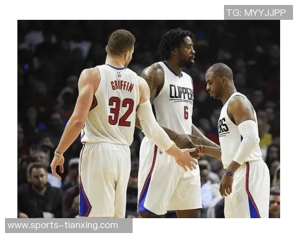 快船在与保罗分手后展现强劲实力近期进攻防守均跻身联盟前十